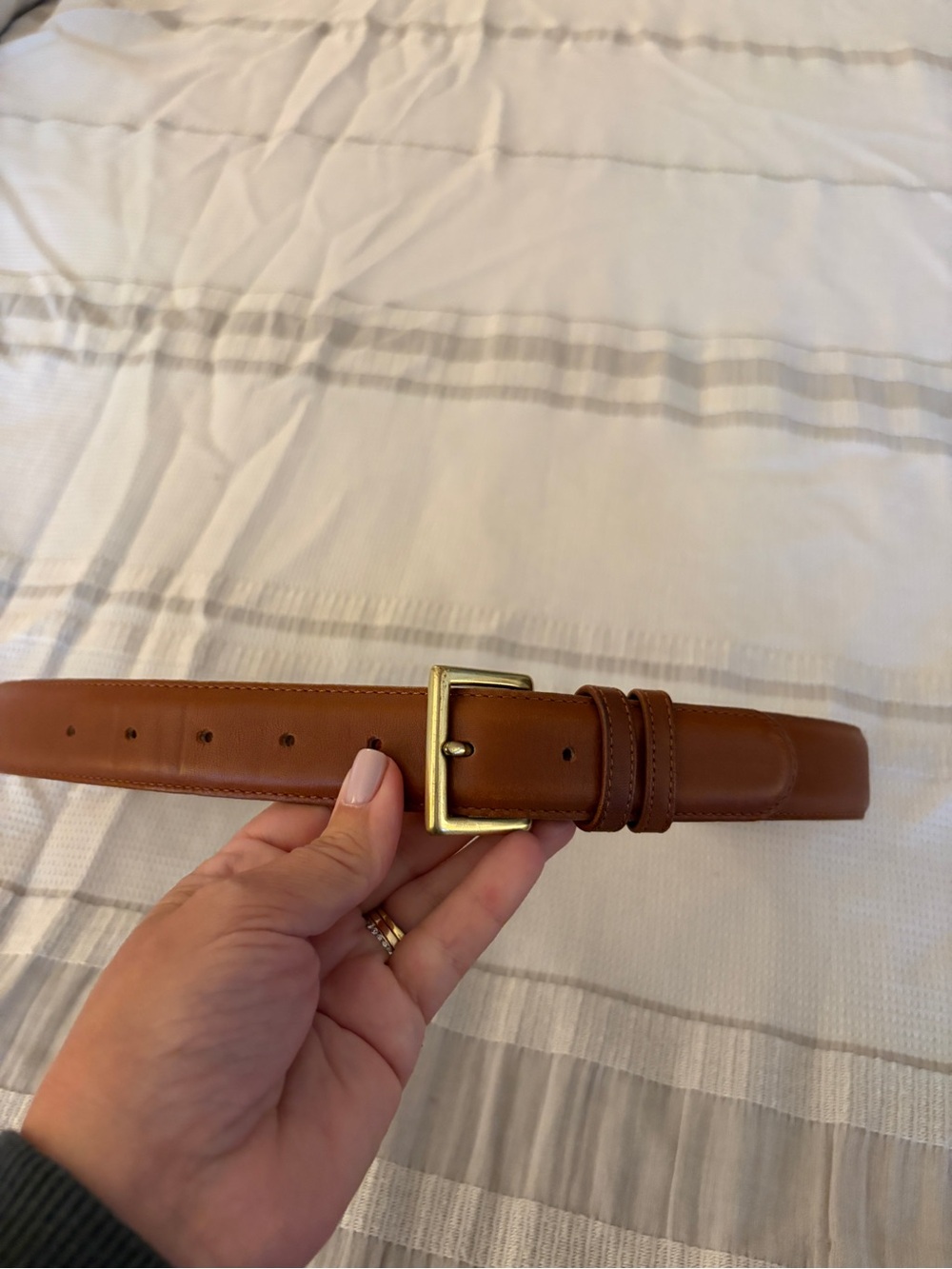 Classic Women’s Leather Belt in Cognac Brown